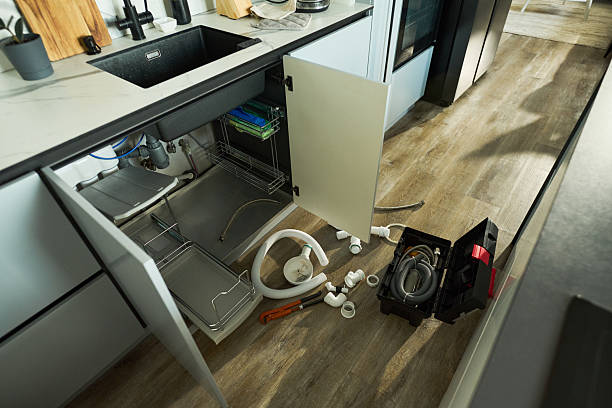 24/7 Emergency Toilet Repair experts in Menomonee Falls, WI